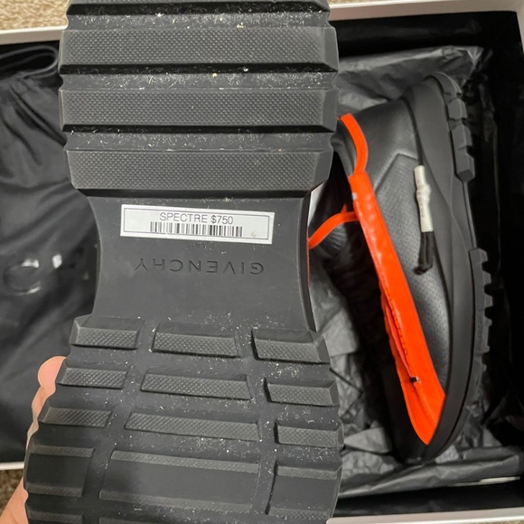 GIVENCHY SPECTRE RUNNER main image 6